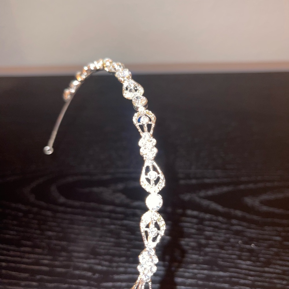 Bel Aire Bridal silver and rhinestone headband for wedding - Picture 3 of 7